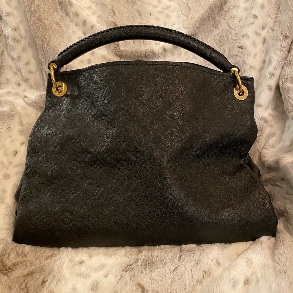 LV Artsy MM